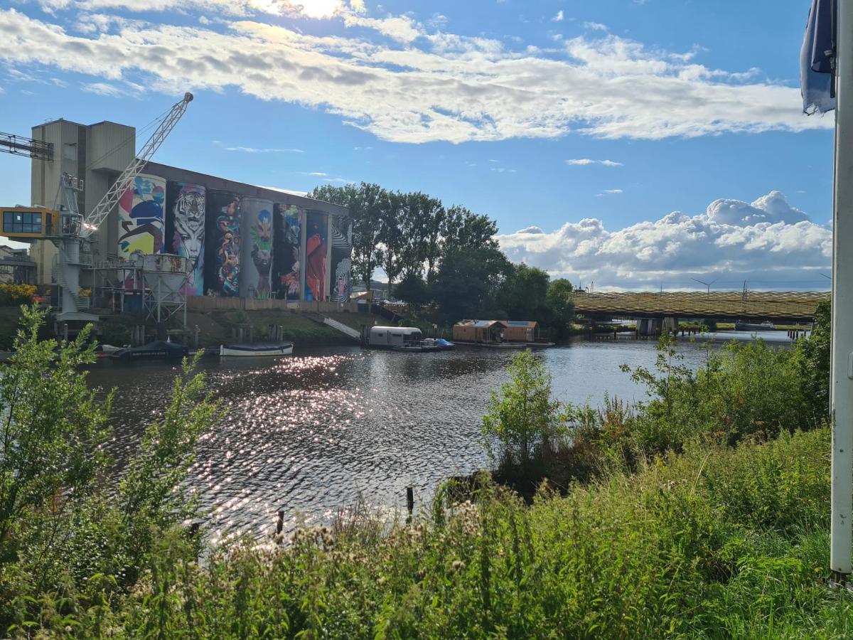 Вилла Wikkelboats @ Tramkade Den Bosch Orthen Экстерьер фото