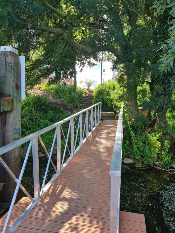 Вилла Wikkelboats @ Tramkade Den Bosch Orthen Экстерьер фото